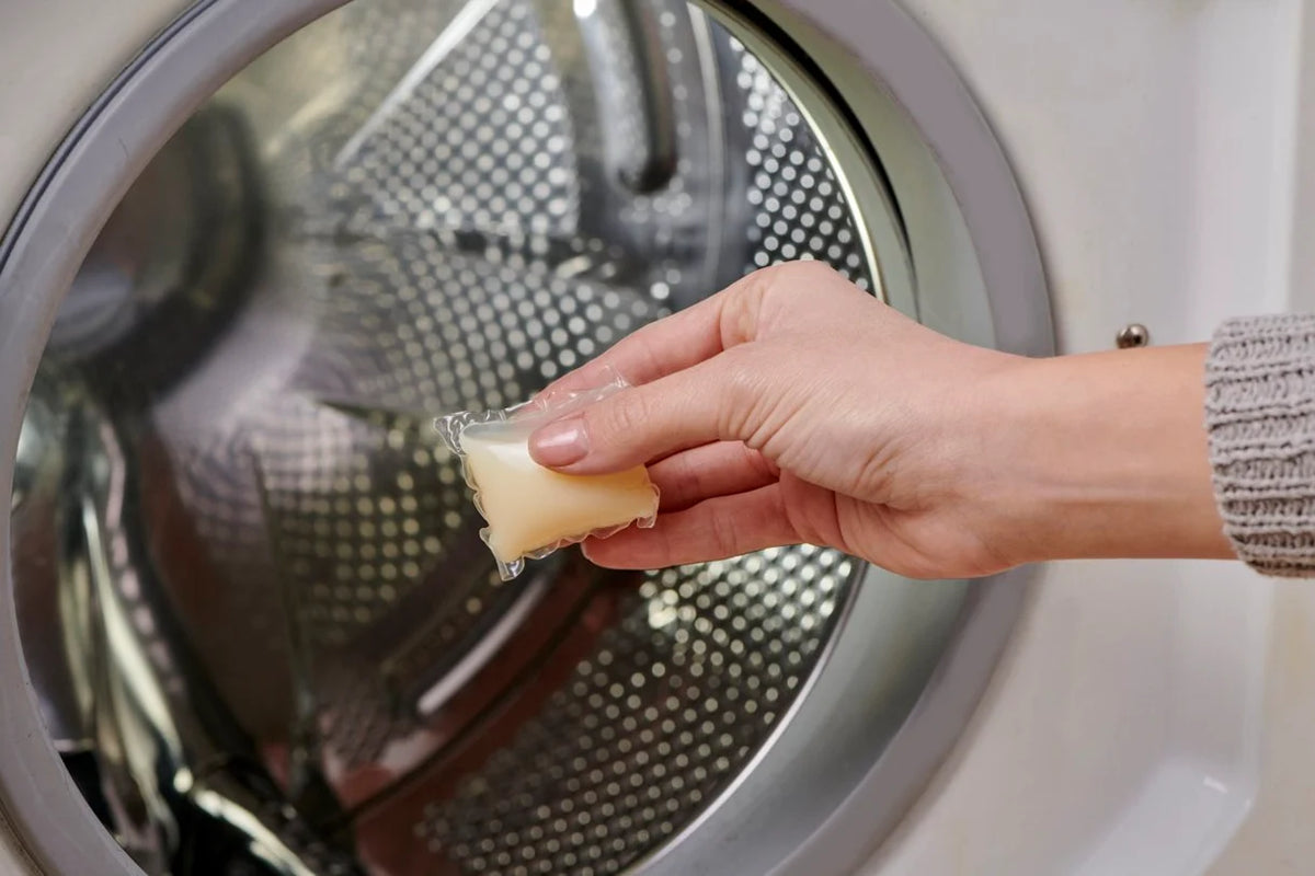 Chicco Sensitive – Kapsula Detergjenti për Rrobat e Bebit 0+, 16 Copë – foto 6