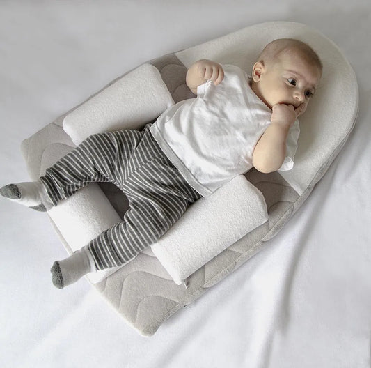 Babyjem Dyshek Ergonomik Anti-Reflux dhe Anti-Kolik për Bebe – me Bërthama Qershie për Ngrohjen e Barkut 0+