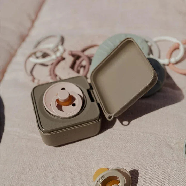 BIBS Pacifier Box – Kuti për Ruajtjen e Biberonëve