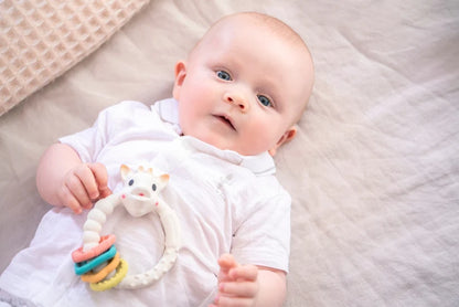 Sophie la girafe® Multi-Textured Teether – Unazë Kafshimi me Tekstura të Ndryshme